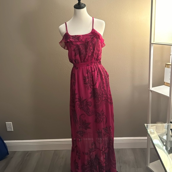 Beautiful Express maxi dress size SP - Picture 2 of 7